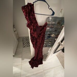 Sparkling Burgundy Sequin Gown medium  never worn